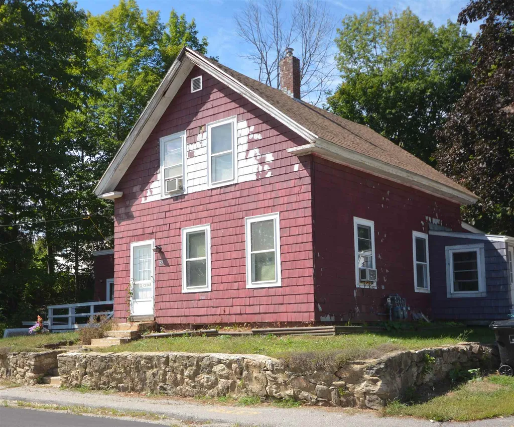 12 Cedar Street Tilton NH 03276