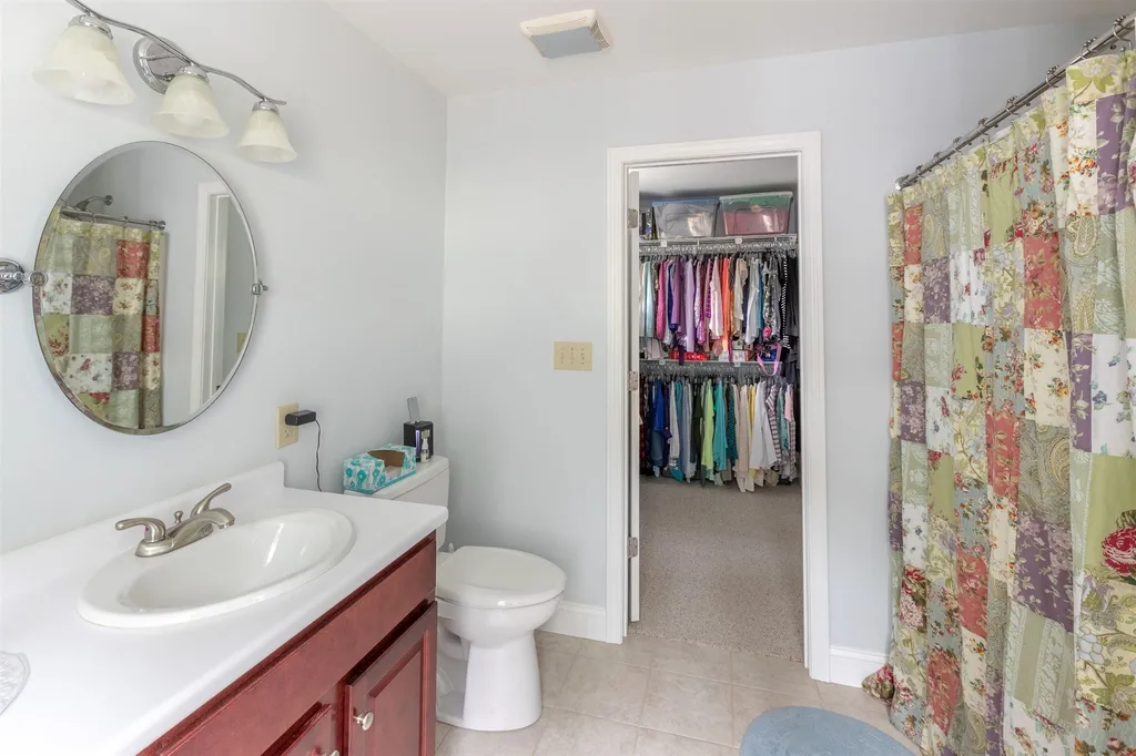10 Louis Lane Lincoln NH 03251