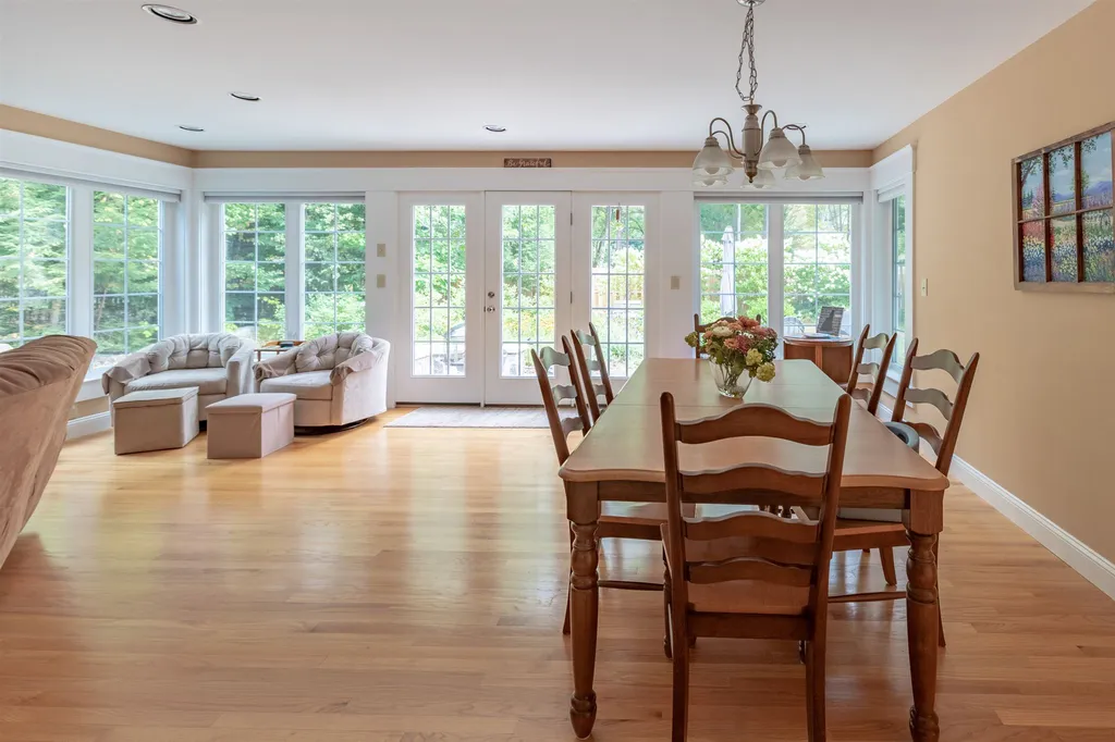 10 Louis Lane Lincoln NH 03251