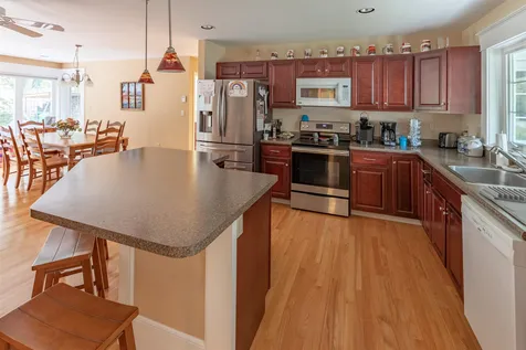 10 Louis Lane Lincoln NH 03251