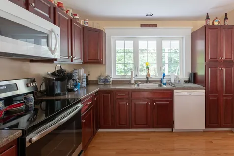 10 Louis Lane Lincoln NH 03251