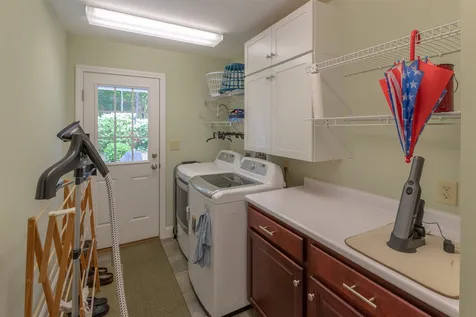 10 Louis Lane Lincoln NH 03251
