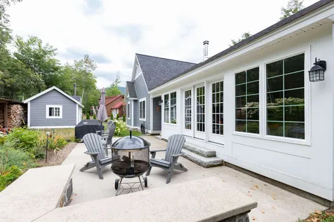 10 Louis Lane Lincoln NH 03251