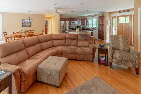 10 Louis Lane Lincoln NH 03251