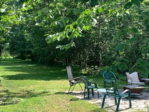 27 Maple Street Woodstock VT 05091