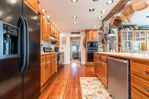 41 Lawrence Hill Road Weston VT 05161