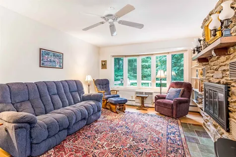 31 Skyline Drive Essex VT 05452