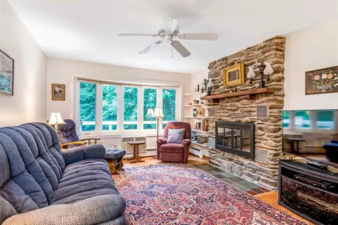 31 Skyline Drive Essex VT 05452