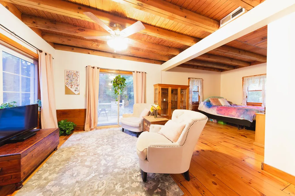 354 Lake Avenue Sunapee NH 03782