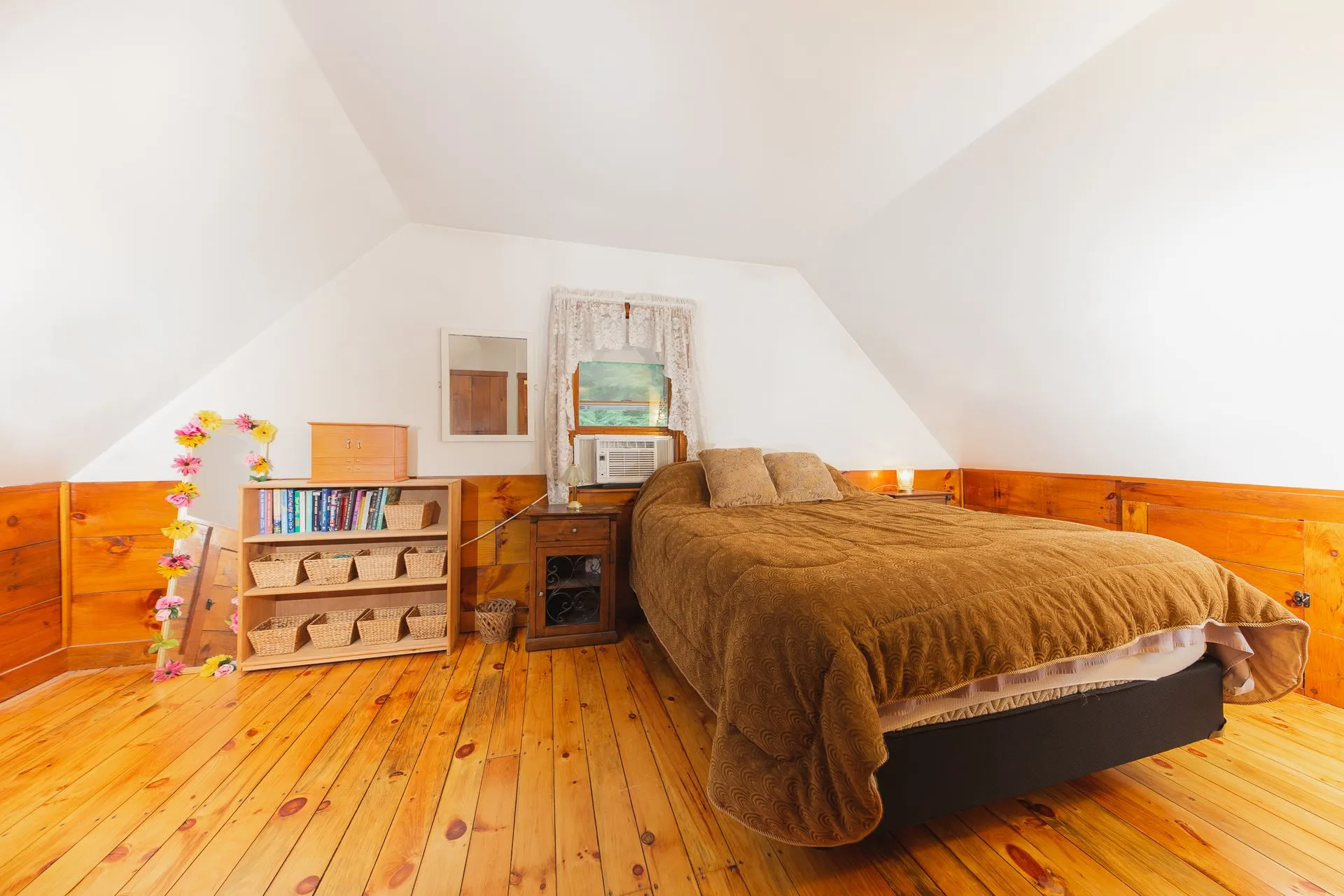 354 Lake Avenue Sunapee NH 03782