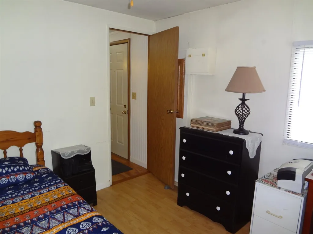 10 North Dewberry Lane Rochester NH 03867
