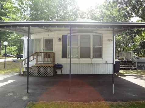 10 North Dewberry Lane Rochester NH 03867