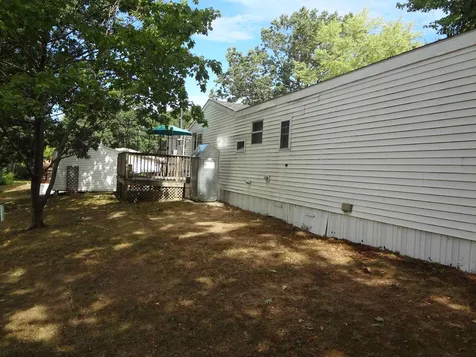 10 North Dewberry Lane Rochester NH 03867