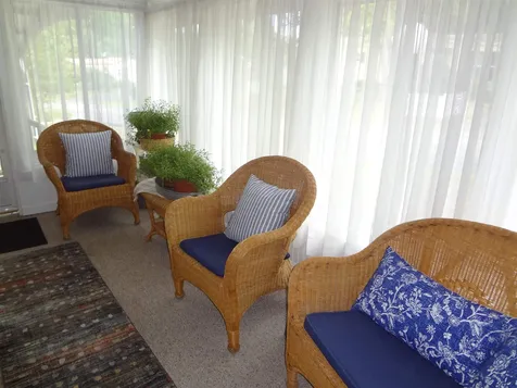 10 North Dewberry Lane Rochester NH 03867