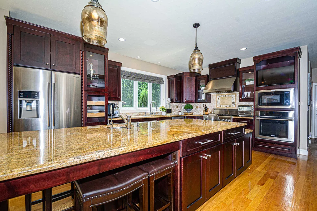9 Buckhide Road Windham NH 03087