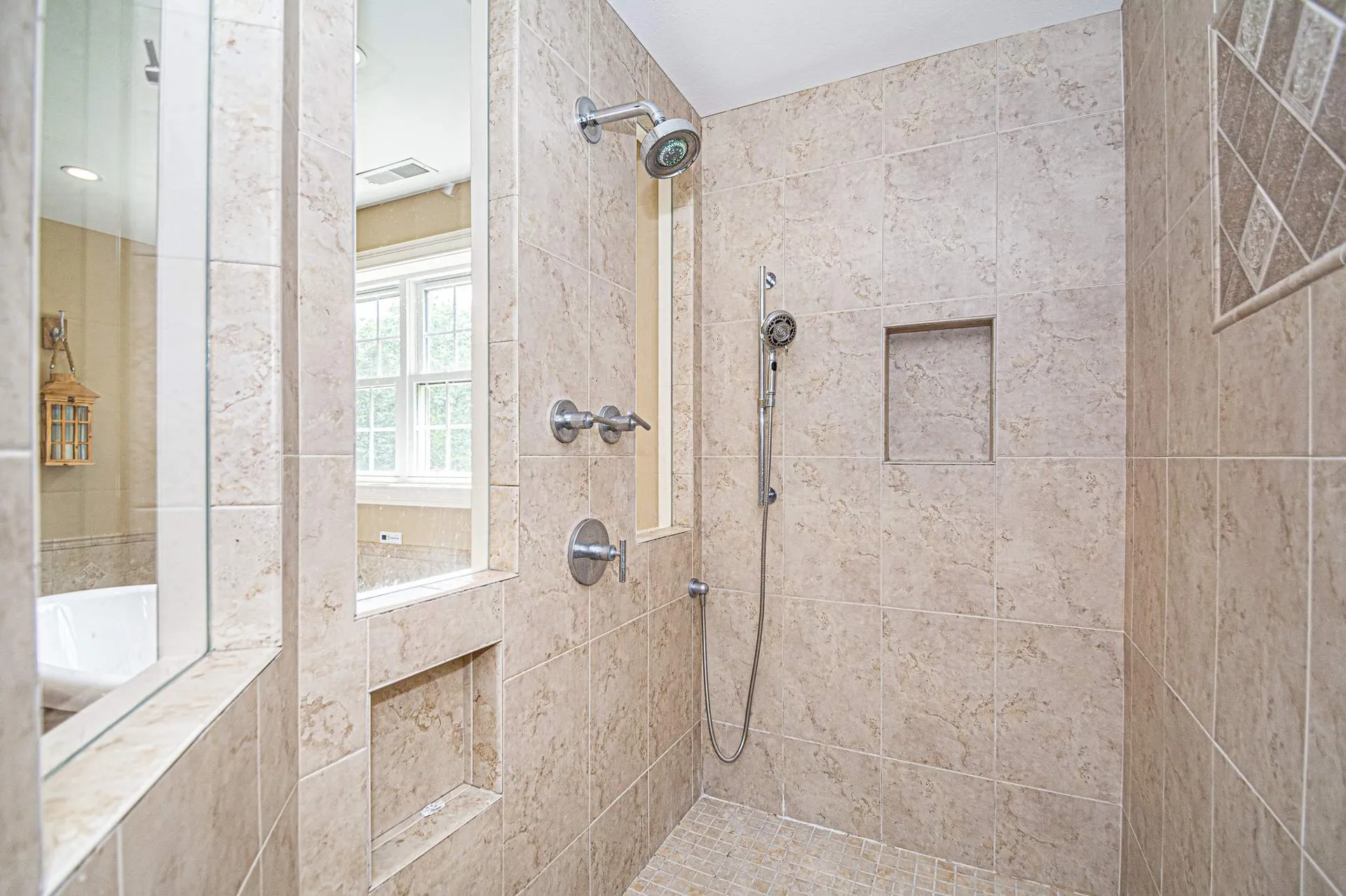 9 Buckhide Road Windham NH 03087