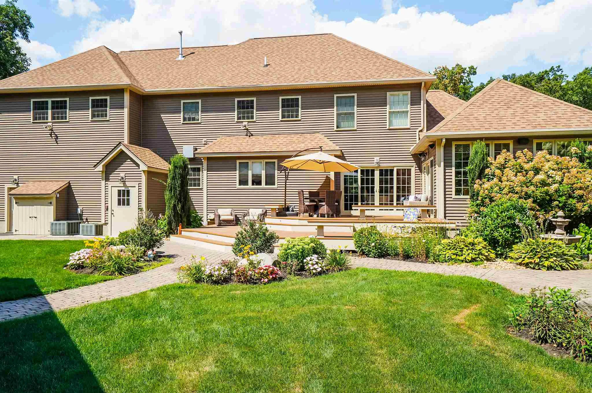 9 Buckhide Road Windham NH 03087