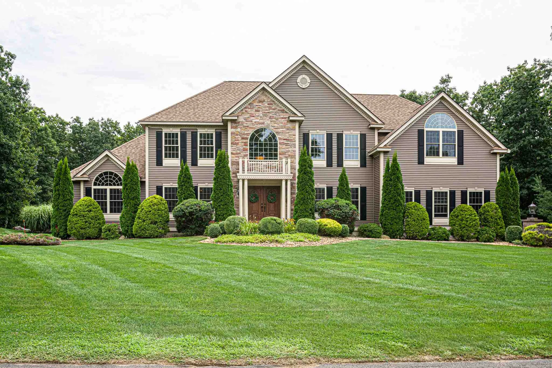 9 Buckhide Road Windham NH 03087
