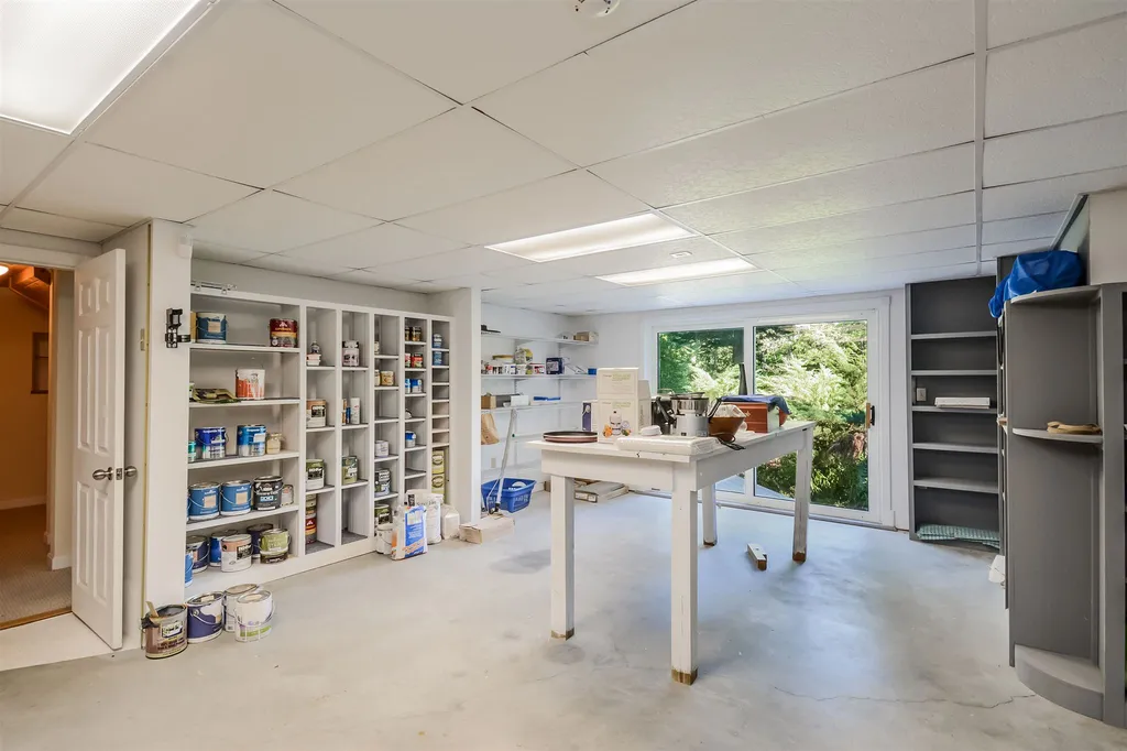 66 Kings Pine Road Wolfeboro NH 03894