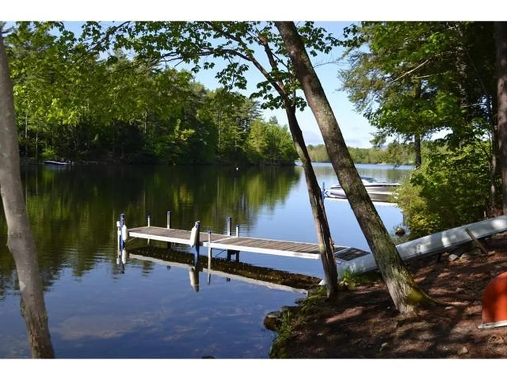 66 Kings Pine Road Wolfeboro NH 03894