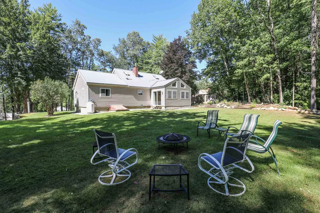 8 Horne Road Belmont NH 03220