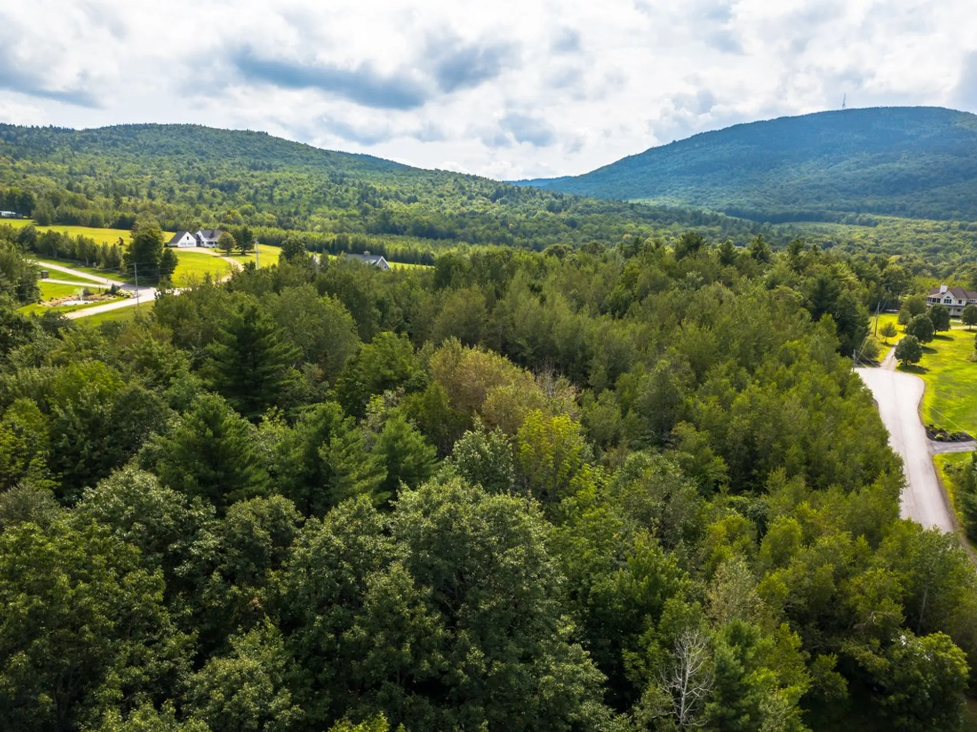 8 Poor Farm Road Gilford NH 03249