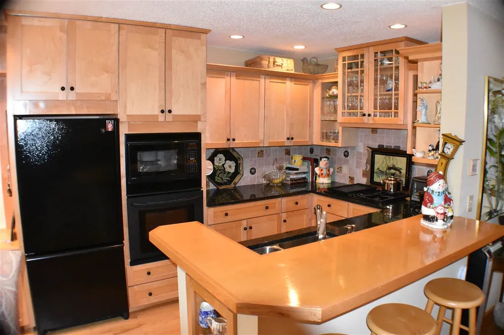 105 Snowside Road Fayston VT 05673