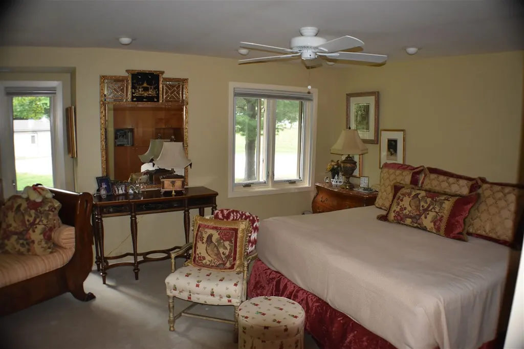 105 Snowside Road Fayston VT 05673