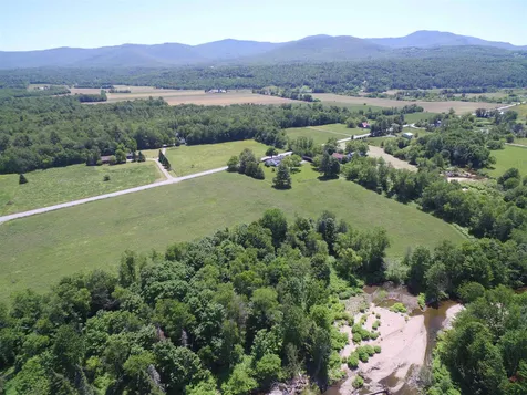 1011 Stagecoach Road Stowe VT 05672
