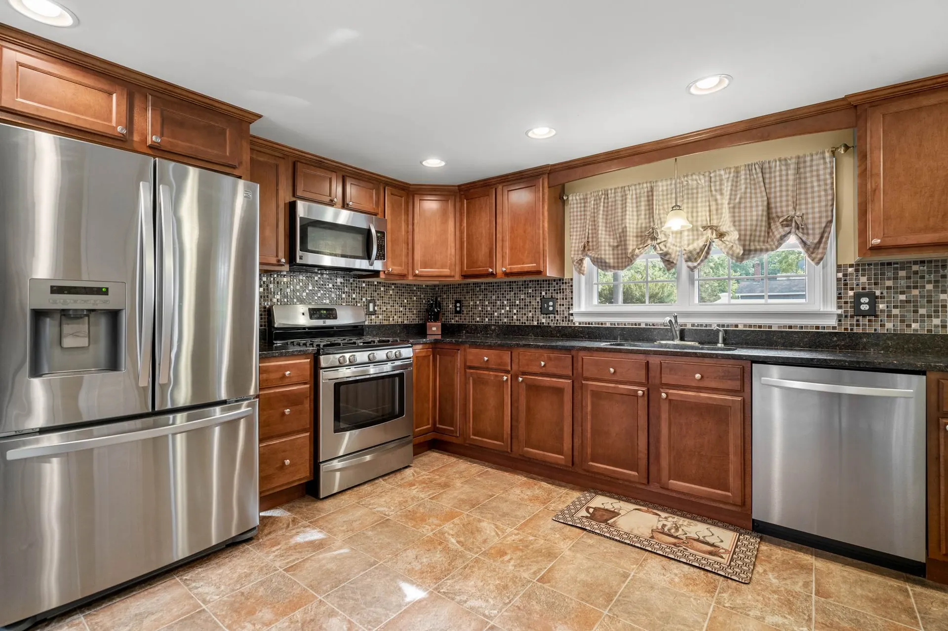 2 Dane Street Nashua NH 03060
