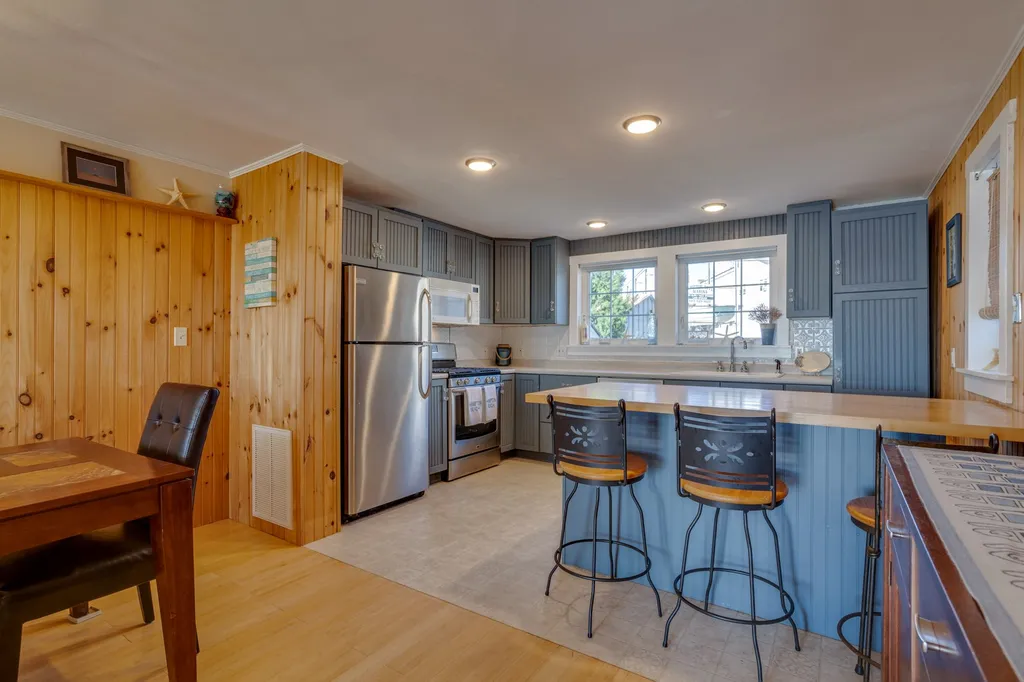 39 Harbor Road Hampton NH 03842