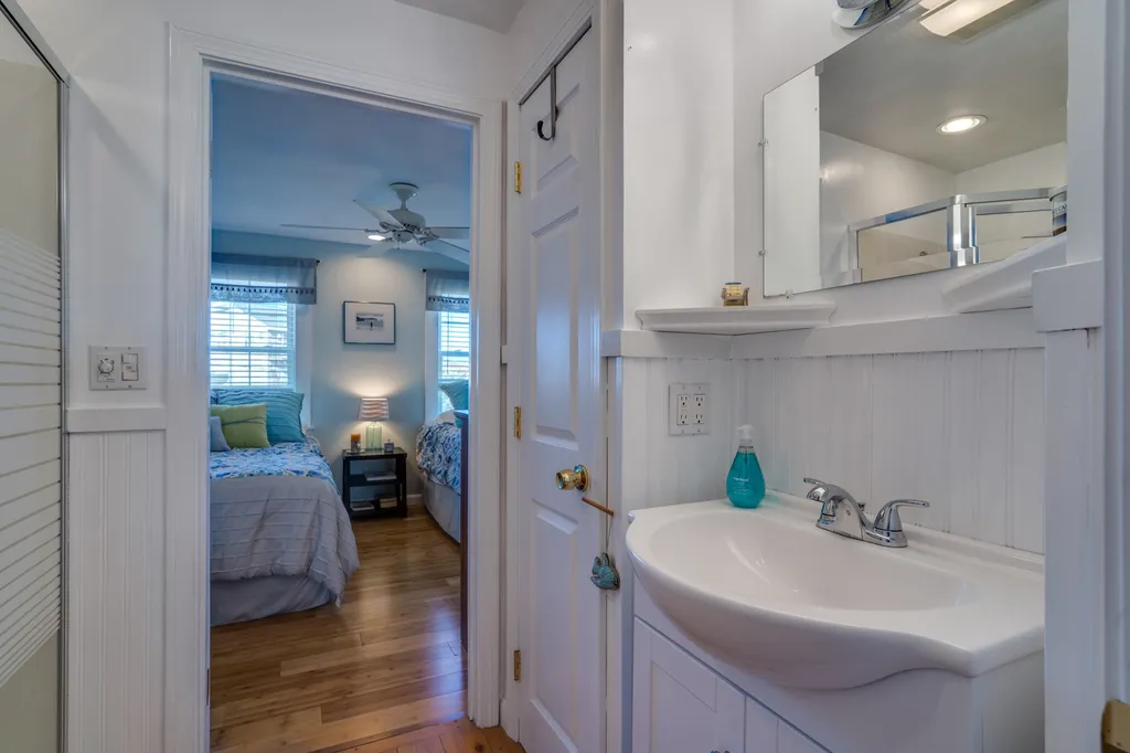 39 Harbor Road Hampton NH 03842