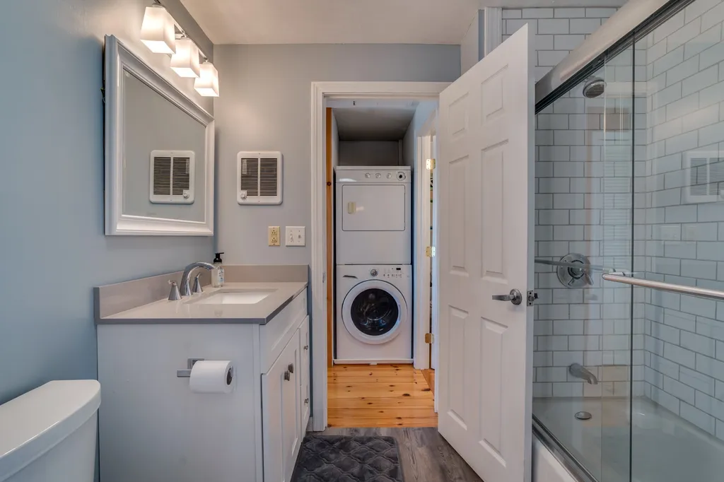 39 Harbor Road Hampton NH 03842