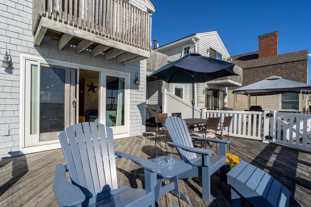 39 Harbor Road Hampton NH 03842