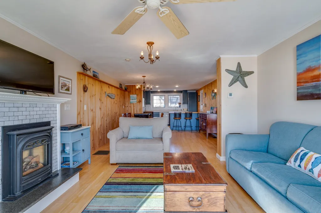 39 Harbor Road Hampton NH 03842