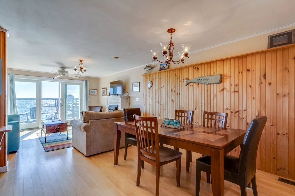 39 Harbor Road Hampton NH 03842