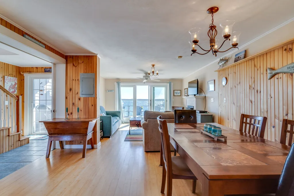 39 Harbor Road Hampton NH 03842