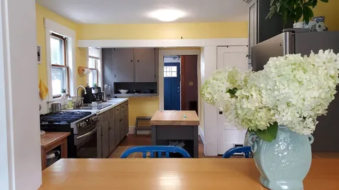 16 Willow Street Brattleboro VT 05301