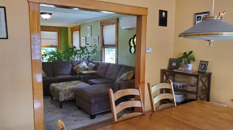 16 Willow Street Brattleboro VT 05301