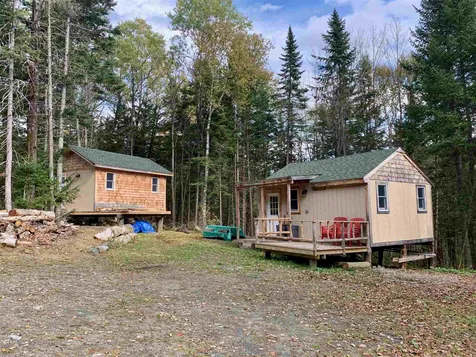 4 Creampoke Road Stewartstown NH 03576