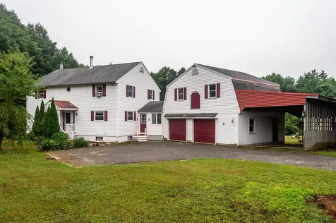 144 South Road Kensington NH 03833