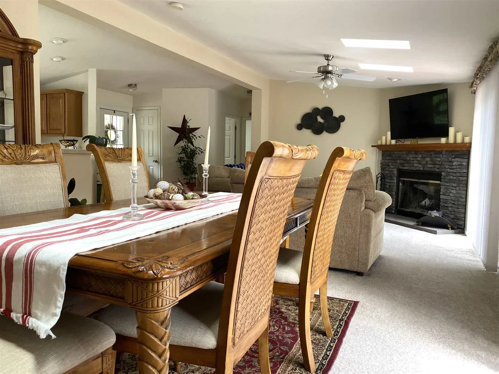 4 Tumbleweed Drive Rochester NH 03867