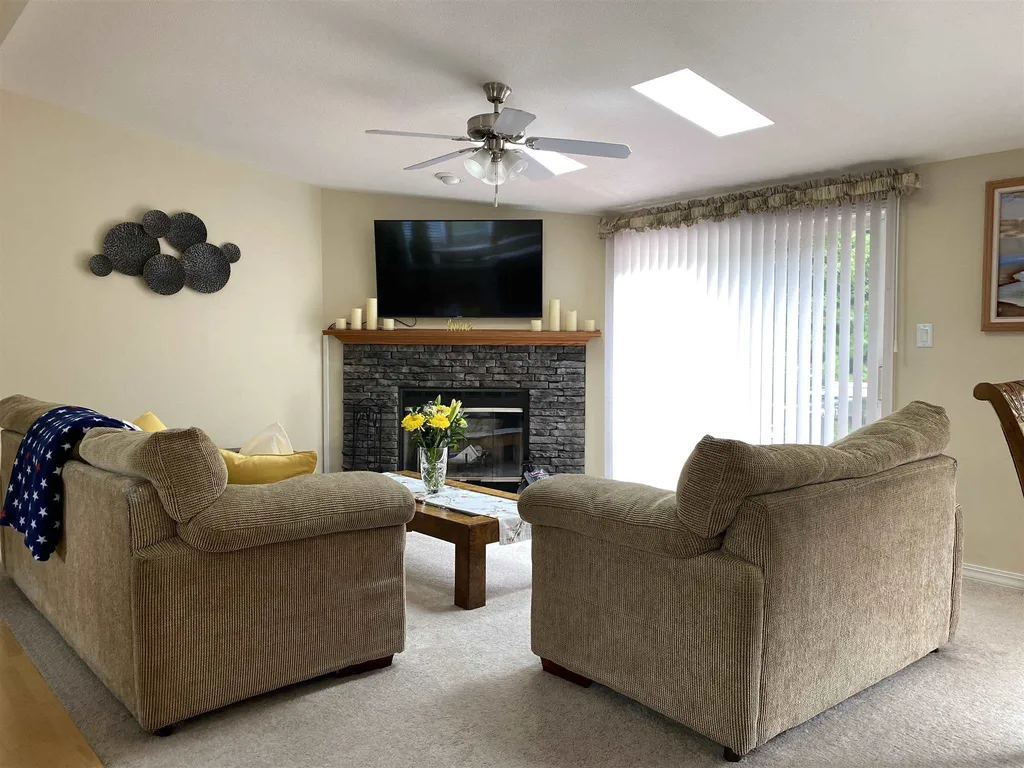 4 Tumbleweed Drive Rochester NH 03867