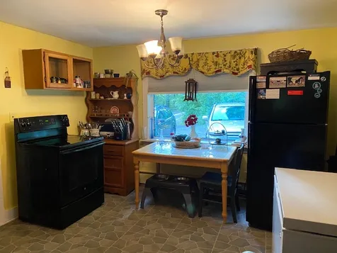 625 Western Avenue Brattleboro VT 05301