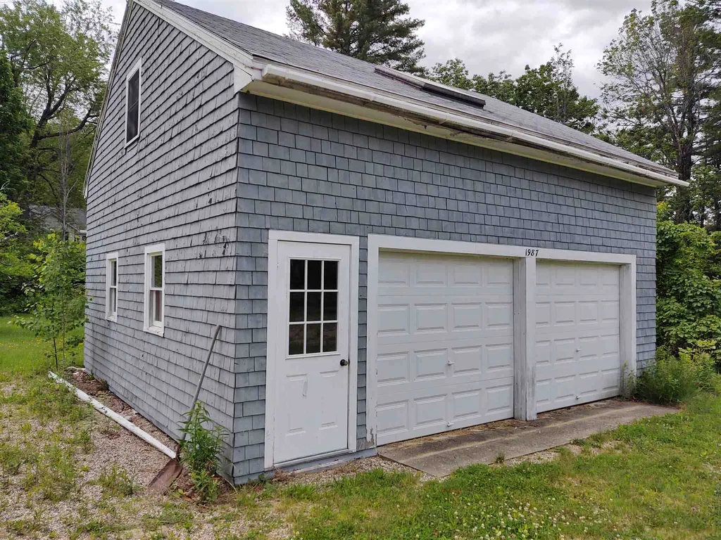 353 Wentworth Road Brookfield NH 03872