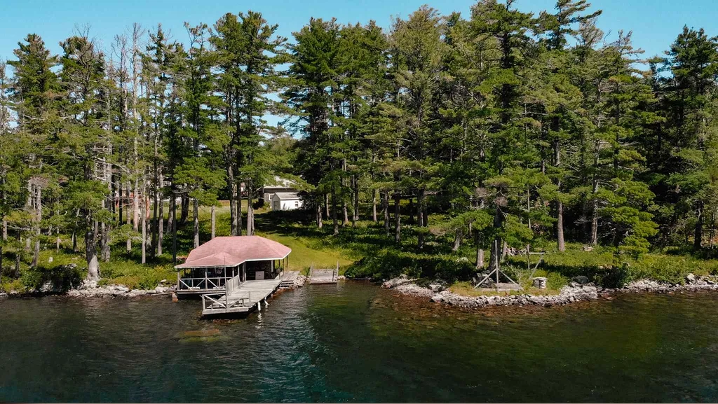 353 Wentworth Road Brookfield NH 03872