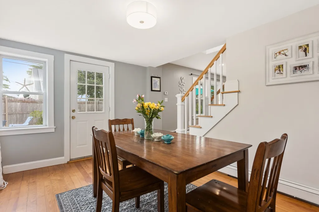7 Marcoux Road Newton NH 03858-3501