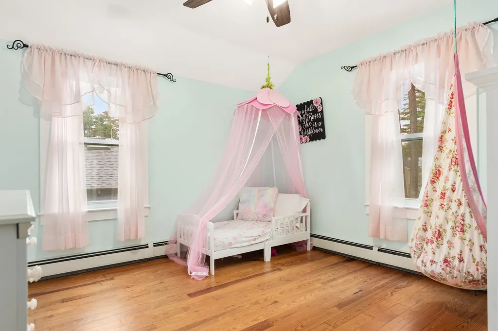 7 Marcoux Road Newton NH 03858-3501