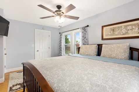 7 Marcoux Road Newton NH 03858-3501