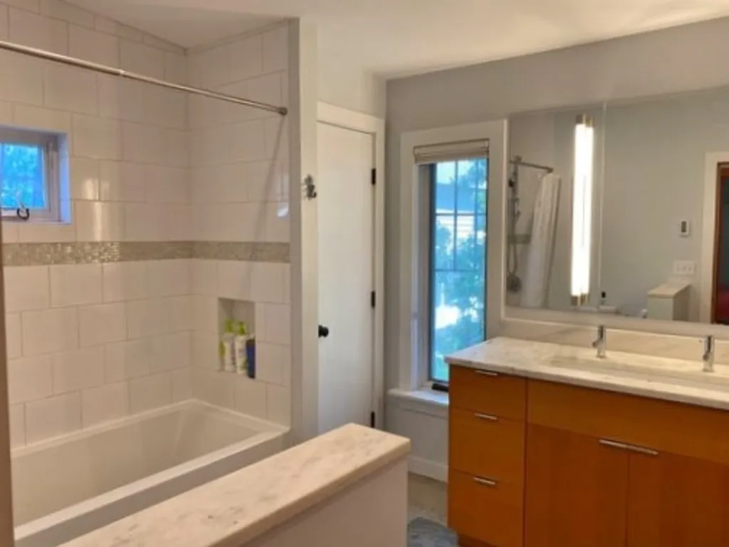 91 Henry Street Burlington VT 05401